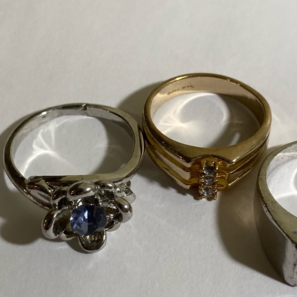 Random 6 Ring Lot - Picture 9 of 15